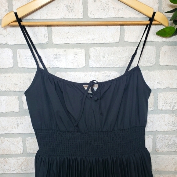 J. CREW Smocked Waist Pleated Dress Size 4 - Picture 9 of 14